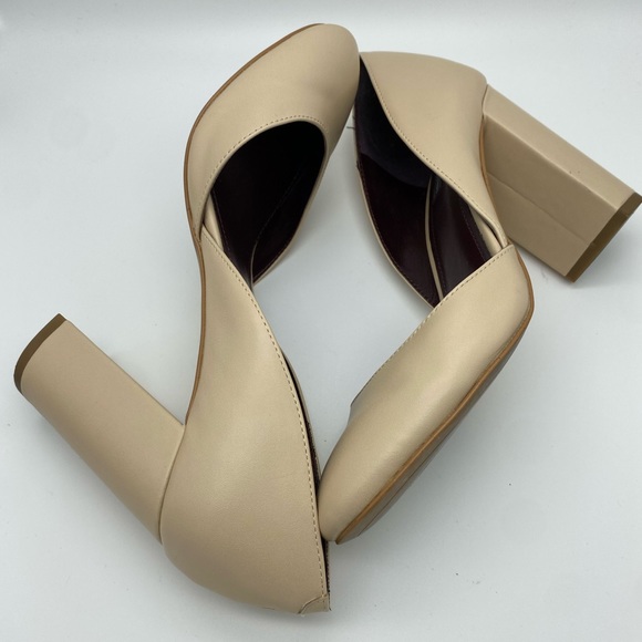 ☘️5 for $40☘️BCBGeneration Franklyn Beige D’Orsay Pumps Block Heel Size 7.5 - Picture 6 of 13